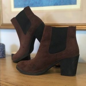 Brown Suede Chelsea Boots, Low Heel